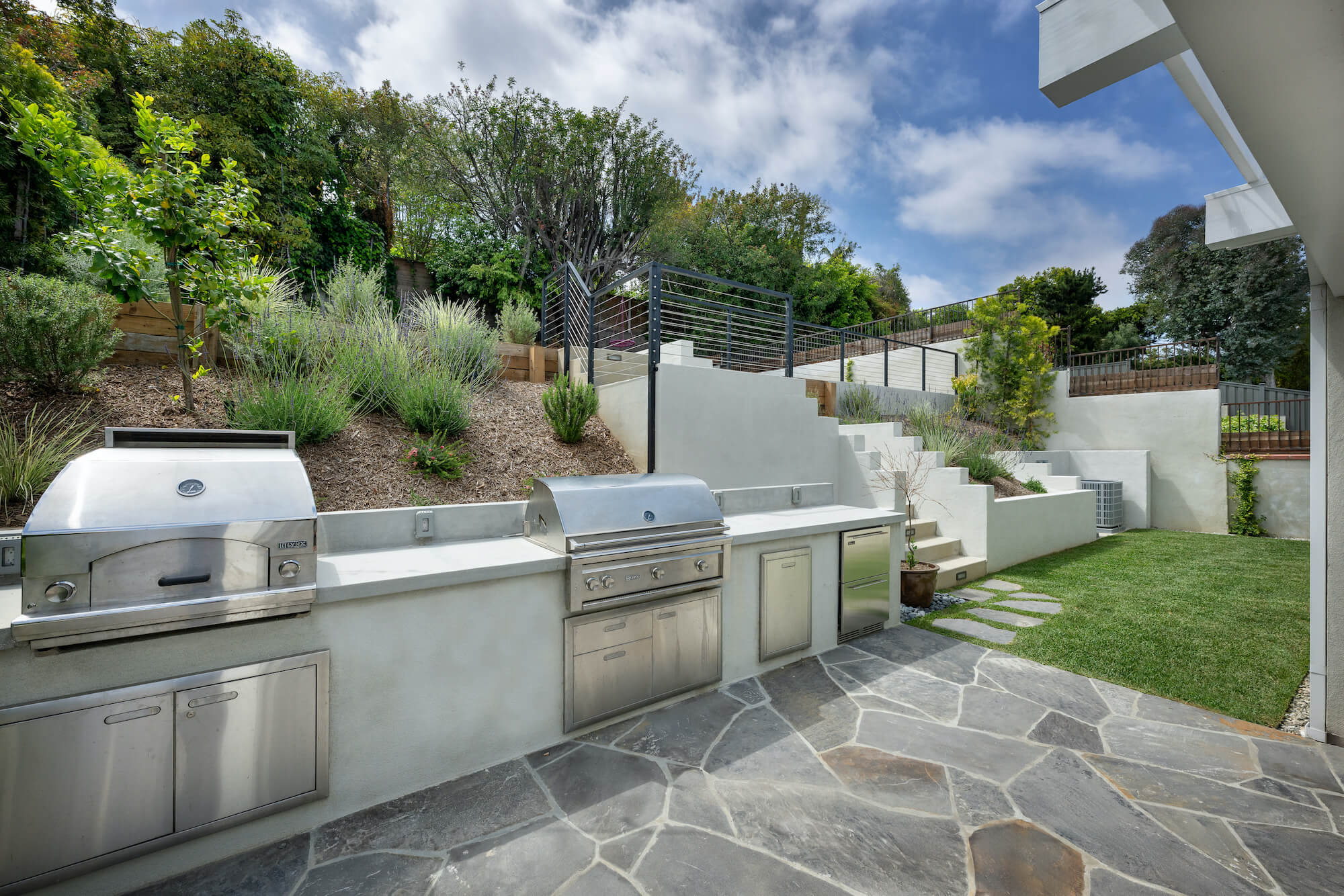 Luxury Pool Builders