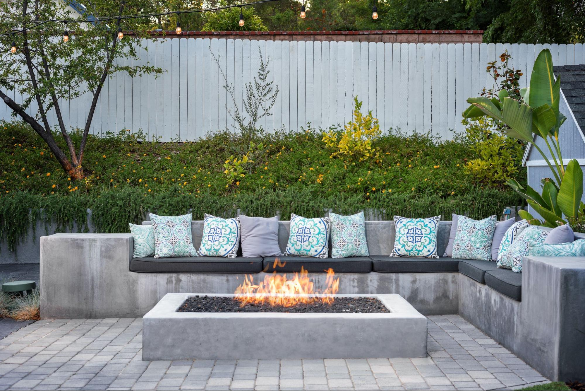 Luxury Pool Builders