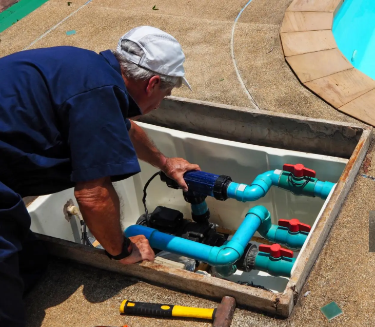 Luxury Pool Builders